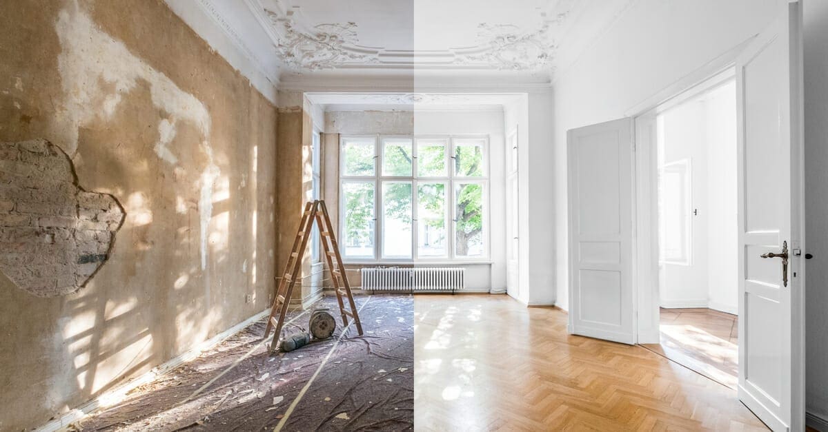 Side by side photo of before and after home repairs with a ladder in the middle of the room on the left side as the featured image for an ARV real estate piece