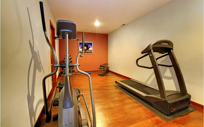 Unfinished basement ideas that turn an unfinished basement into a home gym