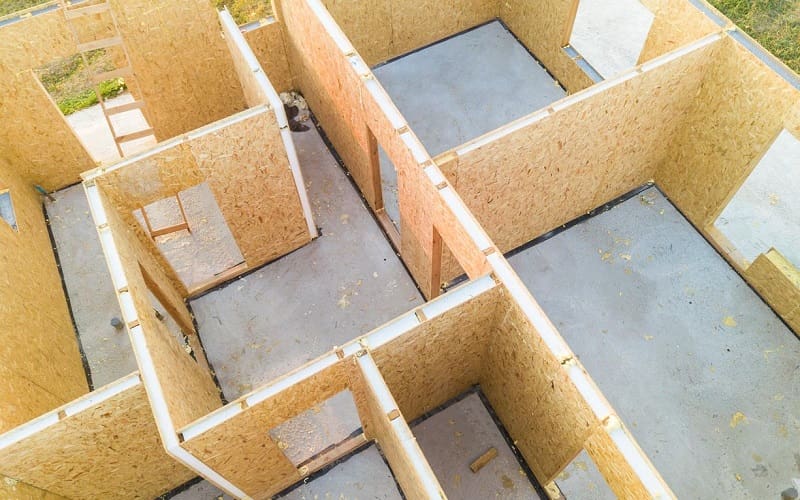 Modular house walls with styrofoam insulation inside