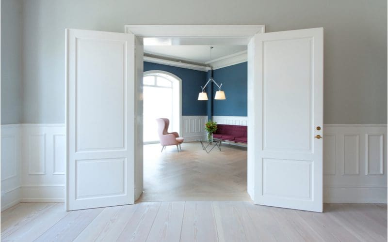 Larege room in Scandinavian style for a piece on wainscoting ideas