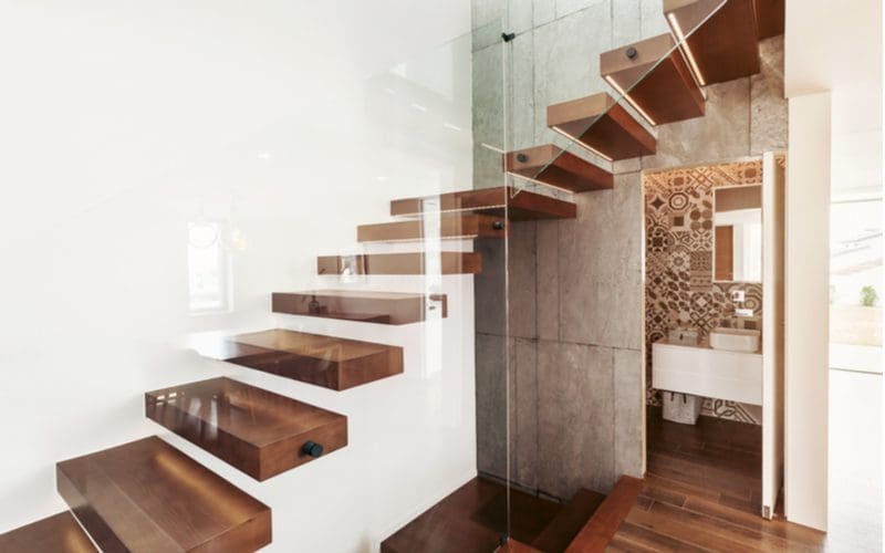 Free standing stairs with glass railing