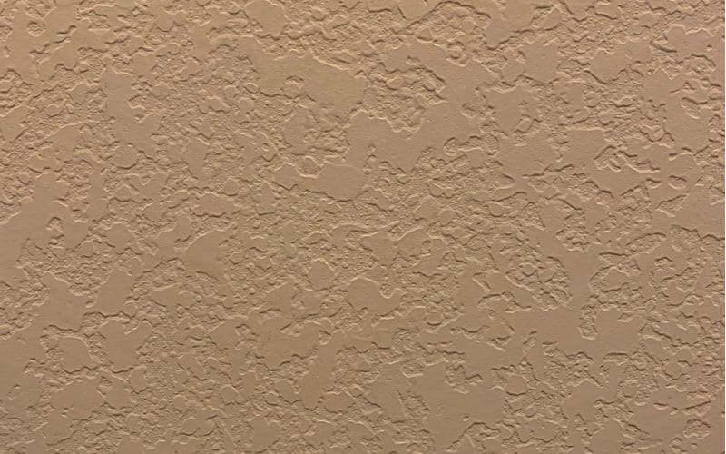 Skip or mud trowel knockdown type of wall texture