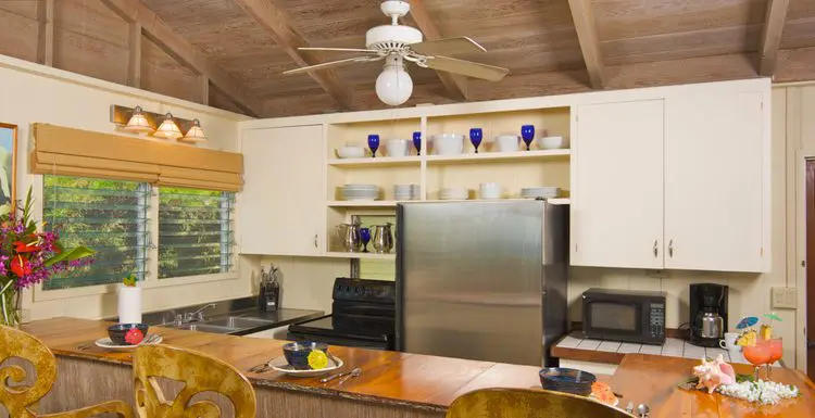 Stay Cool and Stylish: Why You Need a Ceiling Fan in Kitchen