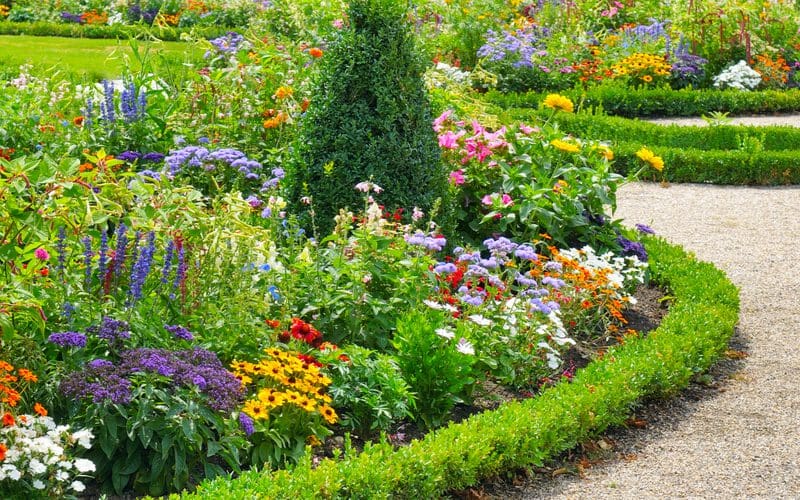 Create a Natural Border for Your Flower Beds as a flower bed idea