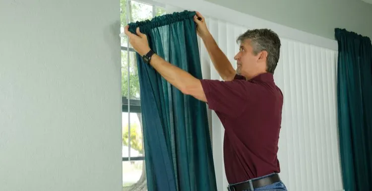 Hanging Curtains Without Nails: A Step-by-Step Guide
