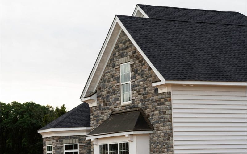 Image showing the black roof house color schemes up close