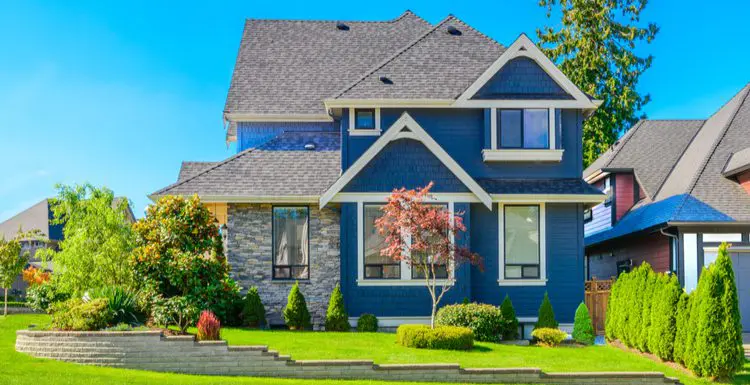 15 Unique Front Door Colors for Blue Houses