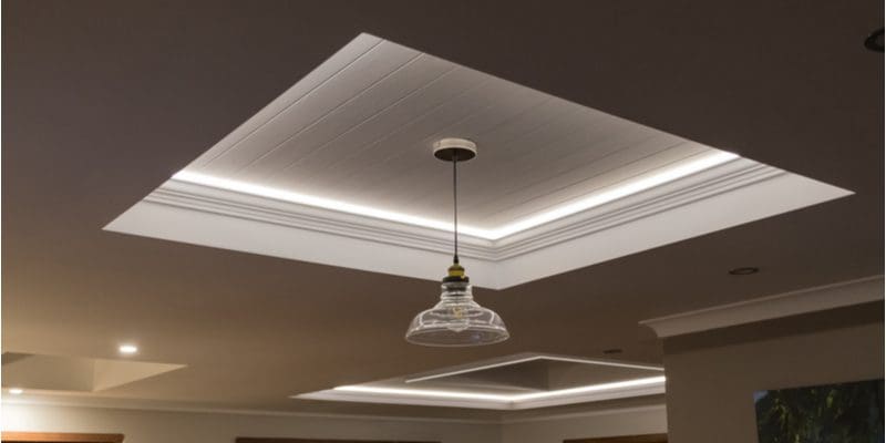 Chandelier and strip light type of ceiling light