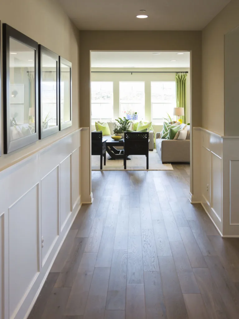 30 Trendy Wainscoting Ideas for 2022