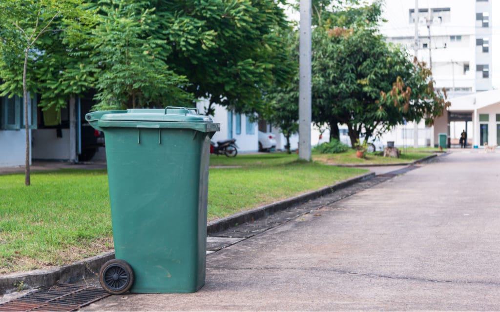 Standard Trash Can Sizes: Picking the Right One