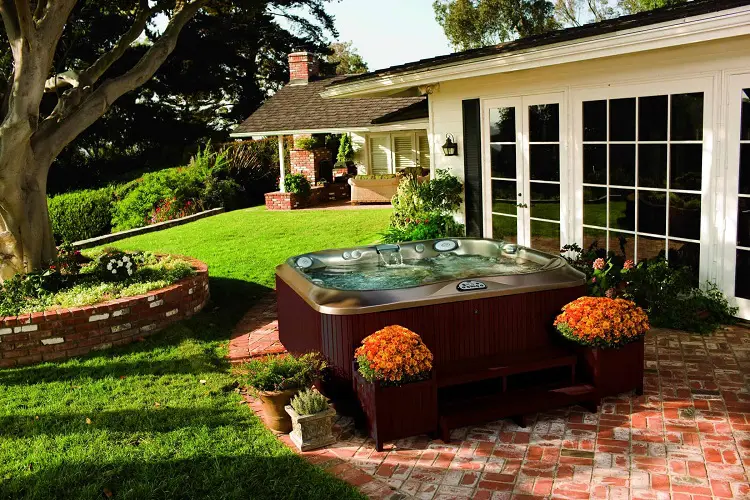 Things to consider when installing backyard hot tub