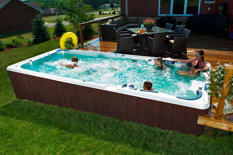 Dimensions of a large Hot Tub