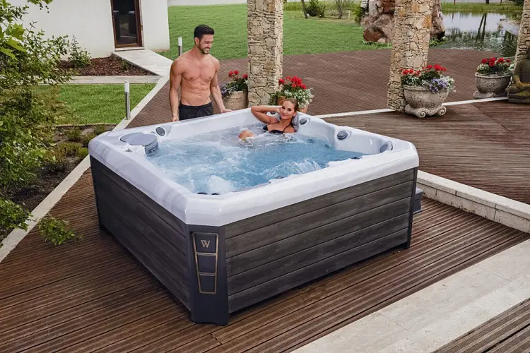 Dimensions of Medium Hot Tub