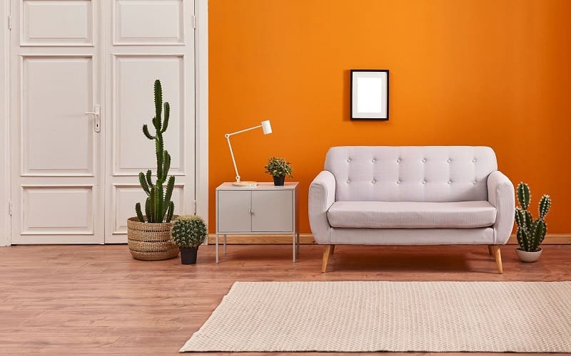 Living room with beige and orange combination