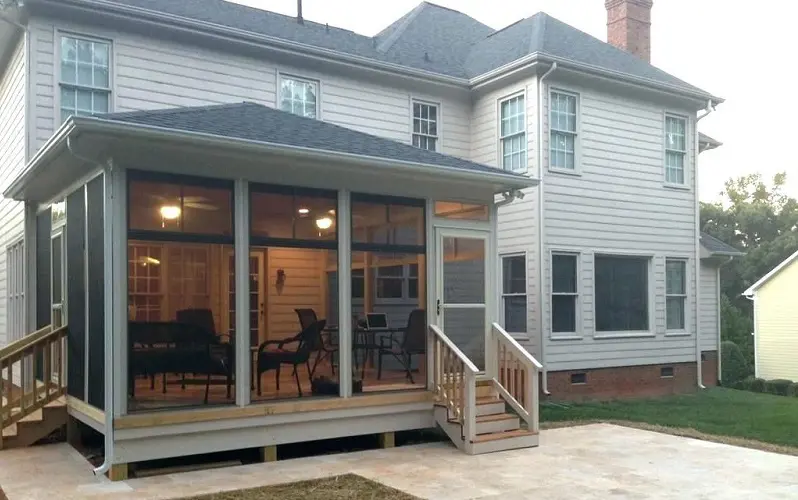 screened-in porch idea